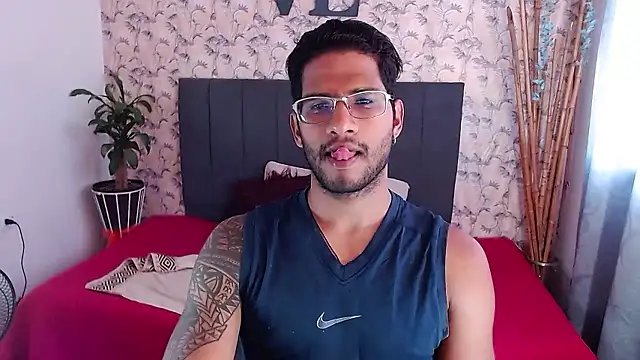 Snapshot of sweet-blowork chatting on 12-05-24, 06:22 sweet-blowork online show from 12-05-24, 06:22