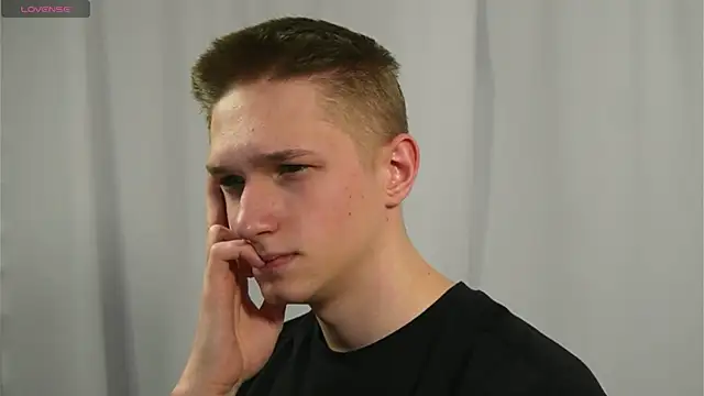 dustyn fox online show from 01-05-25, 02:41