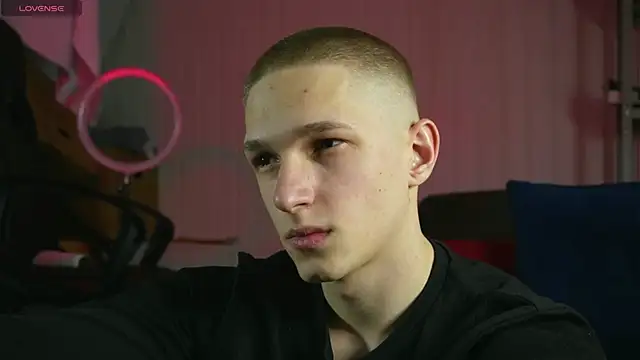 dustyn fox online show from 02-09-25, 04:50