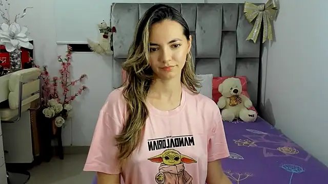 baby-miah online show from 11-21-25, 04:00