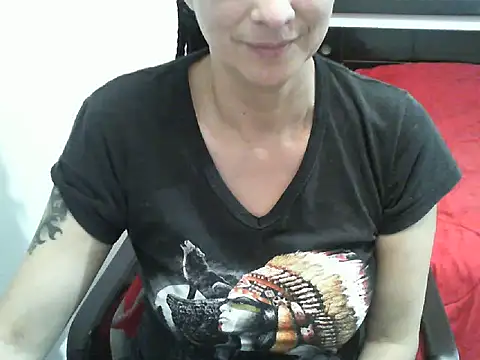 Snapshot of Jennys_room_77 chatting on 09-26-25, 08:24 Jennys room 77 online show from 09-26-25, 08:24