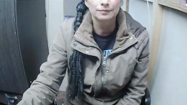 Snapshot of Jennys_room_77 chatting on 01-06-26, 08:12 Jennys room 77 online show from 01-06-26, 08:12