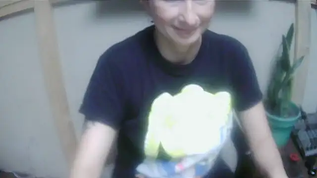 Snapshot of Jennys_room_77 chatting on 03-05-26, 08:38 Jennys room 77 online show from 03-05-26, 08:38