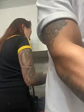 Snapshot of Joseph_and_Amy_ chatting on 01-09-25, 11:45 Joseph and Amy  online show from 01-09-25, 11:45