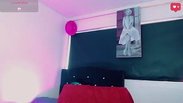 Kendall hornyy online show from 06-16-26, 08:22