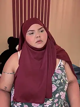  Shara Handal  online show from 09-21-25, 08:10