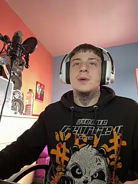 Snapshot of Nenejoven16- chatting on 11-06-25, 09:32 Nenejoven16- online show from 11-06-25, 09:32