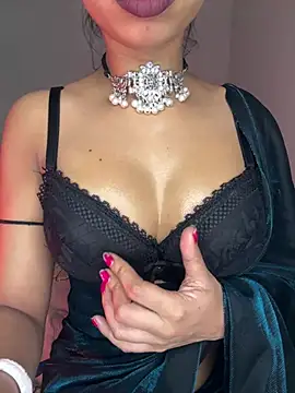 Snapshot of Hot-sexy222 chatting on 02-19-25, 10:34 Hot-sexy222 online show from 02-19-25, 10:34