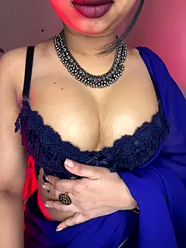 Snapshot of Hot-sexy222 chatting on 01-09-26, 01:52 Hot-sexy222 online show from 01-09-26, 01:52