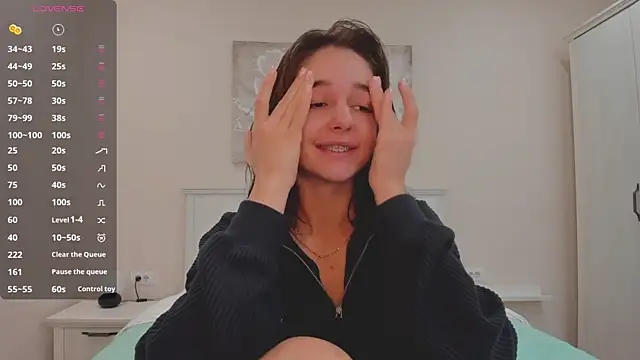 JudyAngil online show from 10-24-25, 05:04