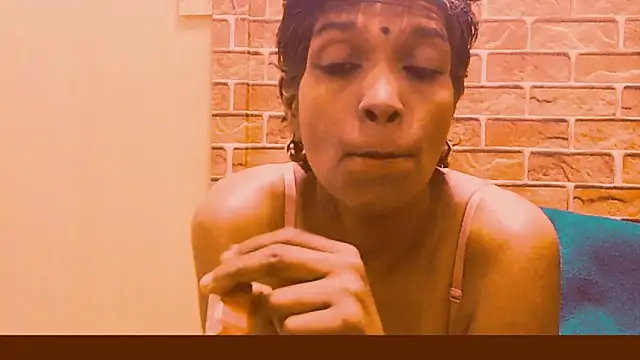Fuckable Nasty MILF online show from 06-18-26, 03:05