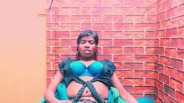 Fuckable Nasty MILF online show from 07-03-26, 05:41