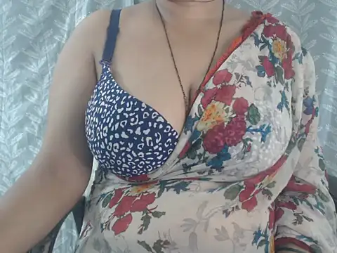 cute-priy online show from 06-29-26, 10:15