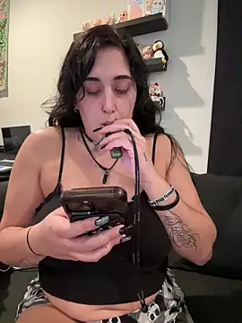 ThicBunz online show from 09-26-25, 03:27