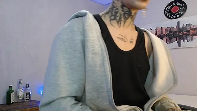 Snapshot of Andy_bapho chatting on 01-26-25, 03:03 Andy bapho online show from 01-26-25, 03:03