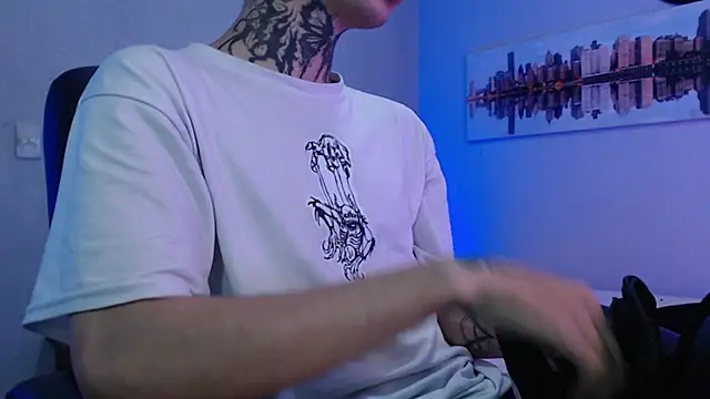 Snapshot of Andy_bapho chatting on 01-31-25, 03:11 Andy bapho online show from 01-31-25, 03:11