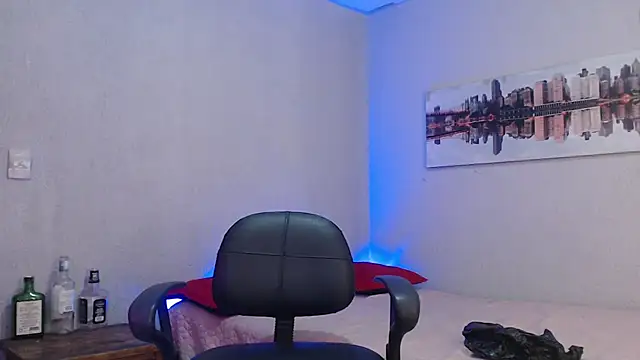 Snapshot of Andy_bapho chatting on 03-19-25, 02:46 Andy bapho online show from 03-19-25, 02:46