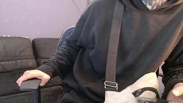 Snapshot of Andy_bapho chatting on 02-02-26, 02:38 Andy bapho online show from 02-02-26, 02:38