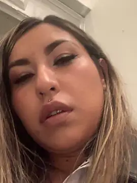 Snapshot of Khalyk_G chatting on 12-07-24, 04:42 Khalyk G online show from 12-07-24, 04:42