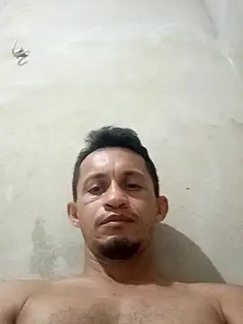 Snapshot of dotado20robson chatting on 02-22-26, 05:55 dotado20robson online show from 02-22-26, 05:55