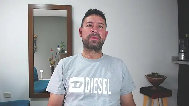 ambar jacksonn online show from 10-02-25, 10:06