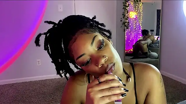 Snapshot of SheSoNastyy_21 chatting on 09-26-25, 09:24 SheSoNastyy 21 online show from 09-26-25, 09:24