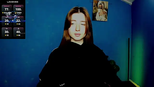 Luxuryalma online show from 09-22-25, 07:43