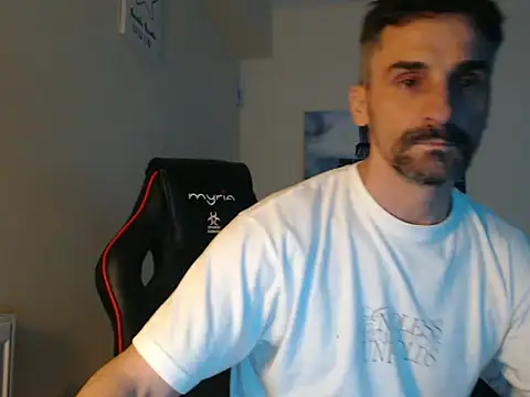 amydamarw online show from 02-11-26, 06:57