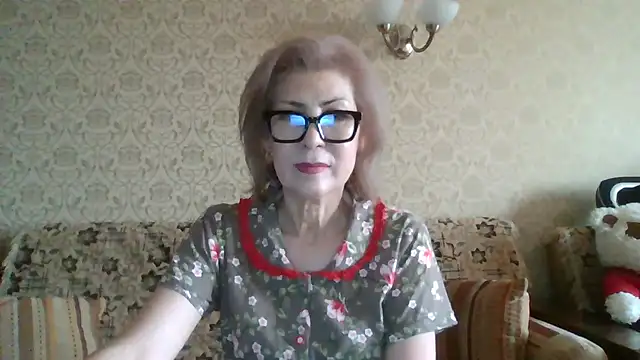 Elegant00Lady online show from 07-14-26, 12:55