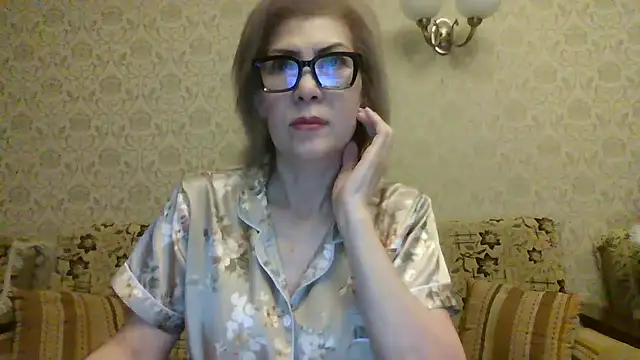 Elegant00Lady online show from 07-19-26, 06:00