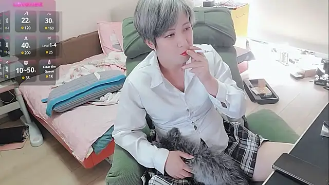 Snapshot of majlee2024 chatting on 03-19-25, 06:35 majlee2024 online show from 03-19-25, 06:35