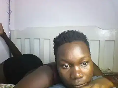 Snapshot of sexyqueen02 chatting on 12-29-24, 06:35 sexyqueen02 online show from 12-29-24, 06:35