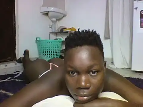 Snapshot of sexyqueen02 chatting on 02-07-25, 05:52 sexyqueen02 online show from 02-07-25, 05:52