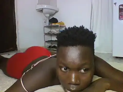 Snapshot of sexyqueen02 chatting on 02-11-25, 09:56 sexyqueen02 online show from 02-11-25, 09:56