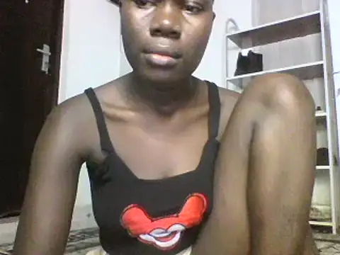 Snapshot of sexyqueen02 chatting on 02-22-25, 10:42 sexyqueen02 online show from 02-22-25, 10:42