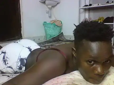 Snapshot of sexyqueen02 chatting on 02-24-25, 02:40 sexyqueen02 online show from 02-24-25, 02:40