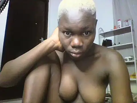 Snapshot of sexyqueen02 chatting on 03-02-25, 02:51 sexyqueen02 online show from 03-02-25, 02:51