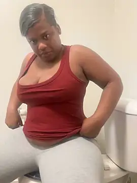 Snapshot of Prettynthick12 chatting on 06-12-26, 12:26 Prettynthick12 online show from 06-12-26, 12:26