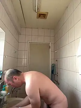 Snapshot of chih515 chatting on 03-03-25, 12:37 chih515 online show from 03-03-25, 12:37