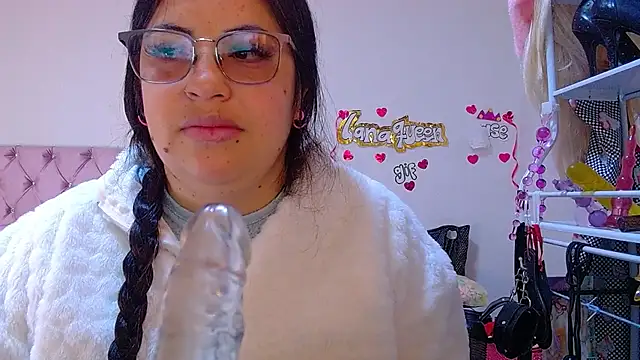 lanaqueen699 online show from 07-07-26, 12:20