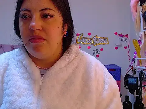lanaqueen699 online show from 07-15-26, 12:10