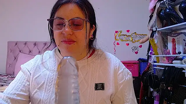 lanaqueen699 online show from 07-22-26, 12:19