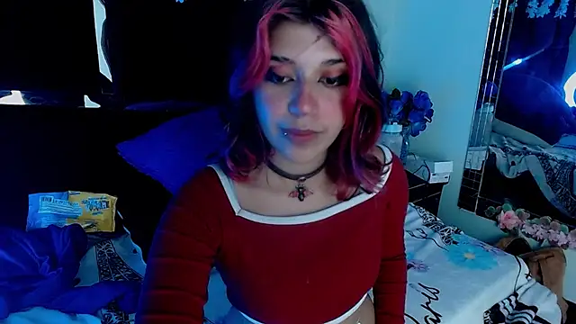 Snapshot of UnderBaby_ chatting on 02-24-25, 08:03 UnderBaby  online show from 02-24-25, 08:03