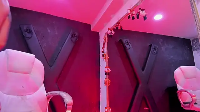 Melany Luv online show from 12-19-24, 12:24