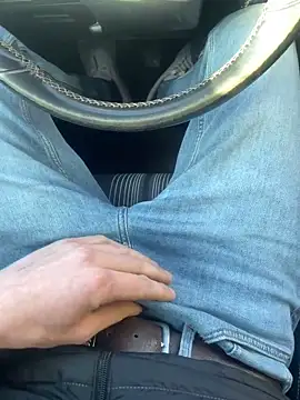 Snapshot of Nicky-98 chatting on 12-26-24, 12:38 Nicky-98 online show from 12-26-24, 12:38