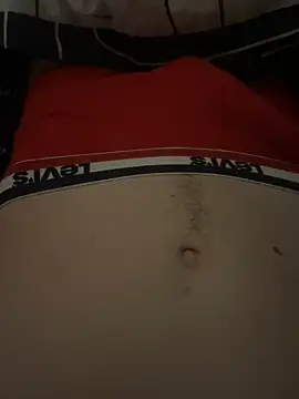 Snapshot of Nicky-98 chatting on 02-13-25, 11:47 Nicky-98 online show from 02-13-25, 11:47