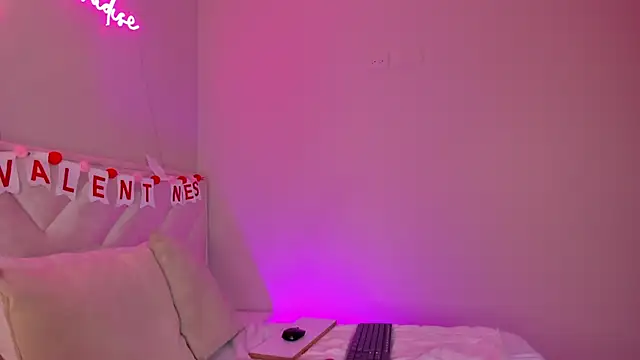  angela x online show from 02-17-25, 05:53