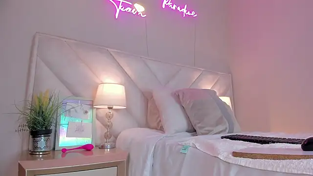  angela x online show from 02-07-26, 11:25