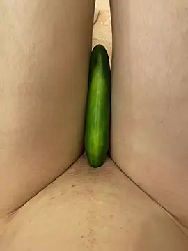 Meeedooo69 online show from 07-19-26, 02:54