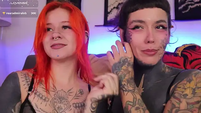 Snapshot of Daarlene chatting on 12-17-25, 12:00 Daarlene online show from 12-17-25, 12:00